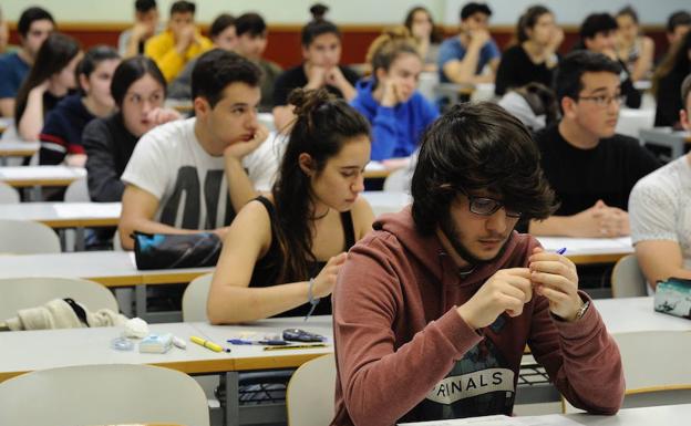 Examen De Matemáticas De Selectividad 2019: ¿Serías Capaz De Resolver ...